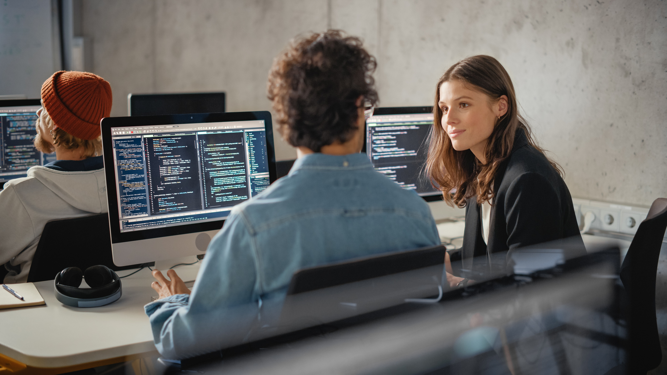 Knowledge sharing is the secret behind innovative software development