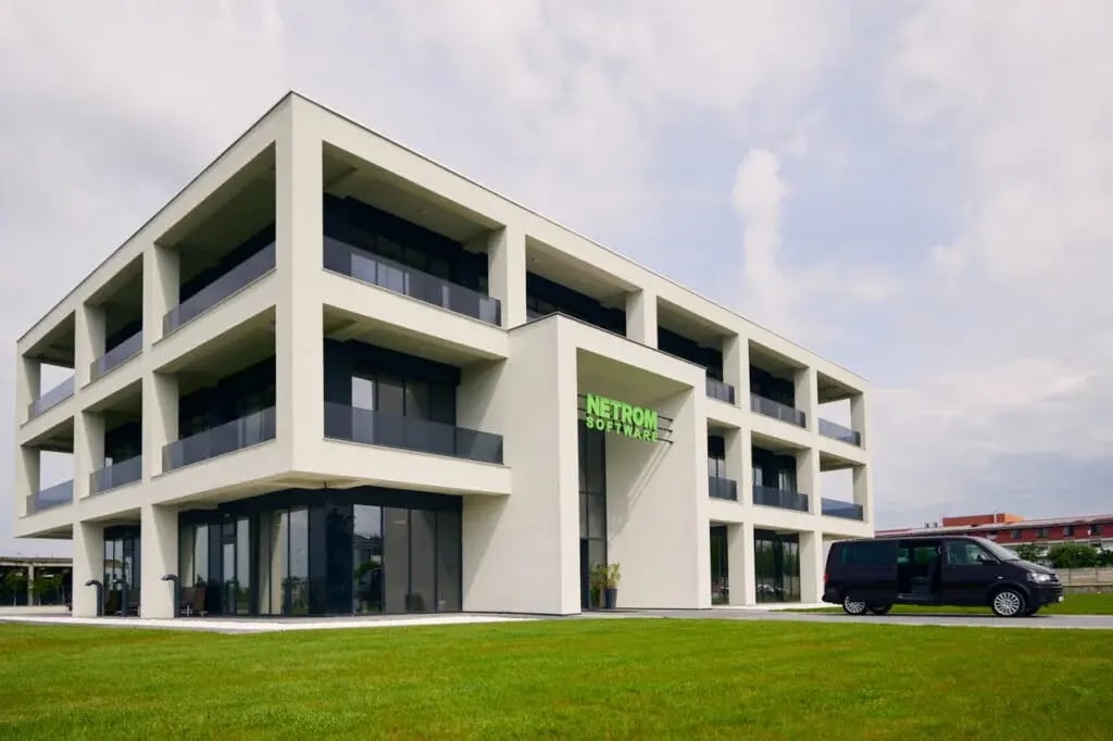 Netrom Office
