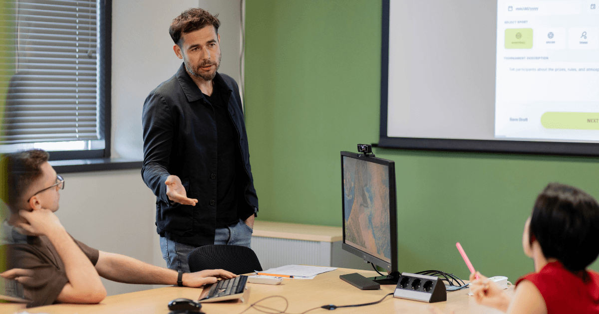 custom-software-developers-netrom