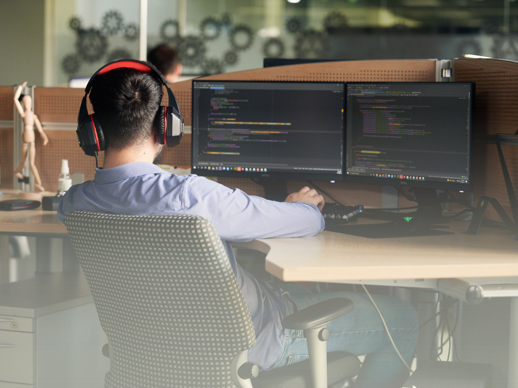 Waarom soft skills voor softwareontwikkelaars net zo belangrijk zijn als technische kennis 