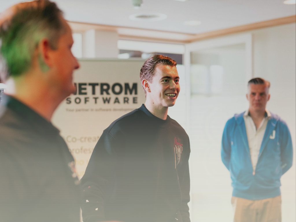 The link between the car and the F2 team: 8X what product owners can learn from F2 driver Richard Verschoor